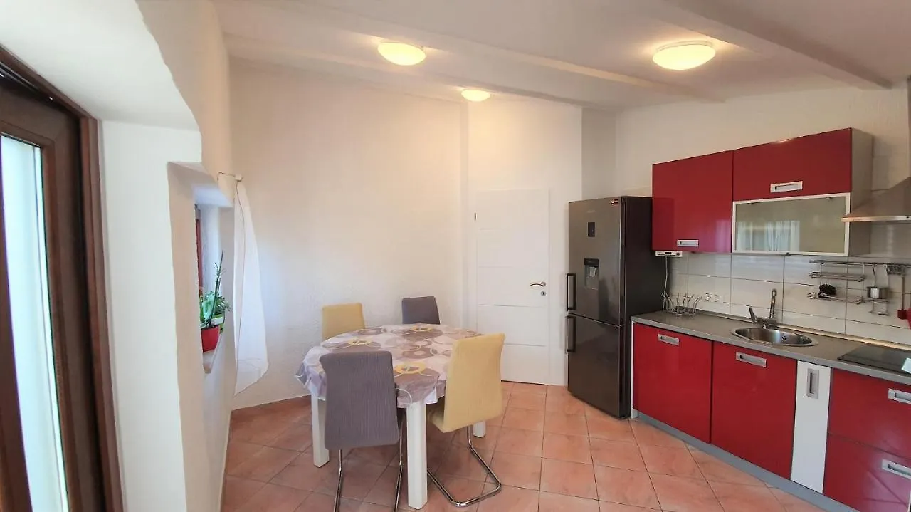 Vita Apartment - 2 Bedrooms, 67M2, Terrace Fažana
