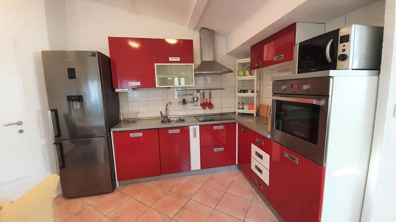 Vita Apartment - 2 Bedrooms, 67M2, Terrace Fažana